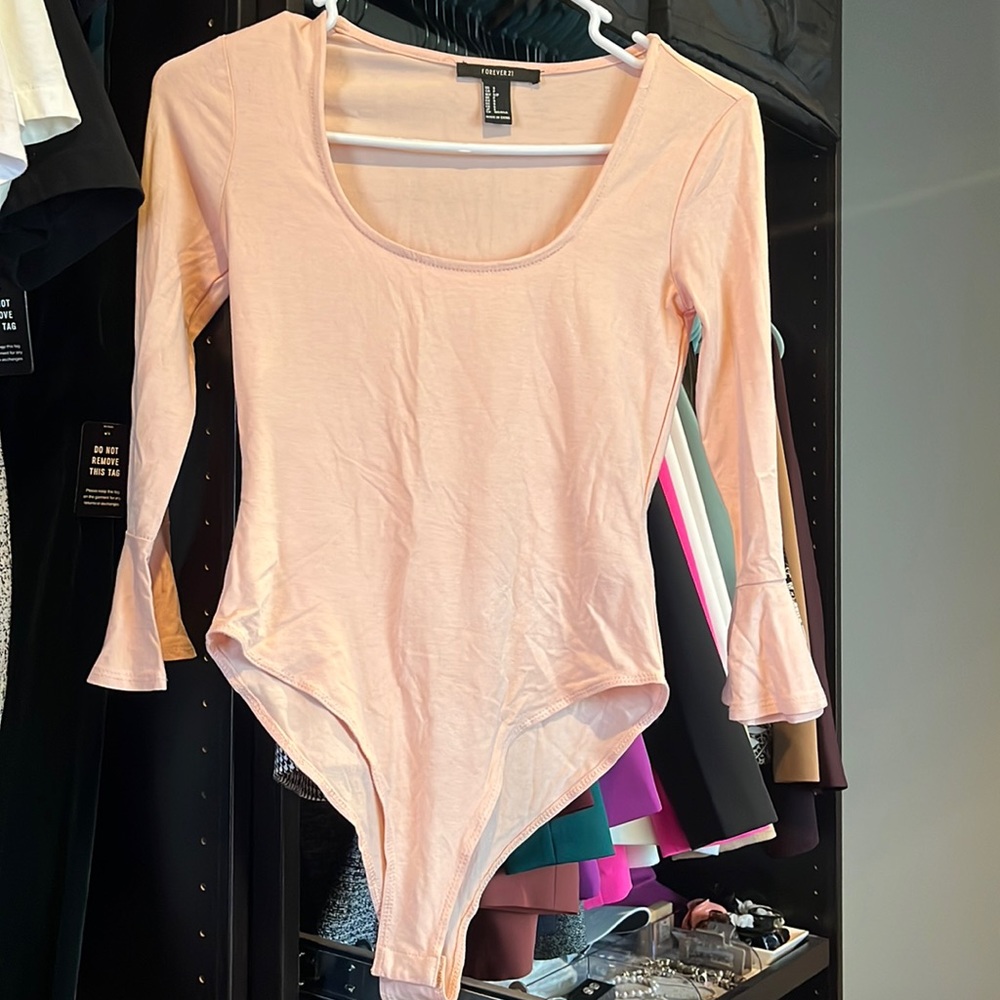Forever 21 blouse bodysuit blush color